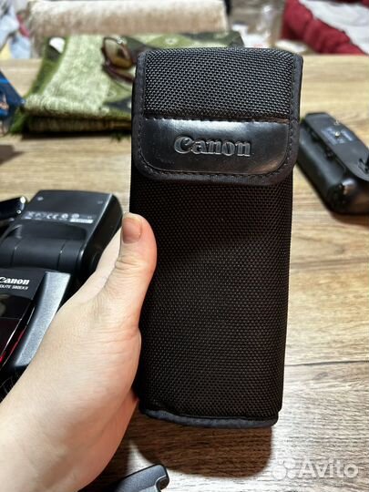 Вспышка камеры canon speelite 580EX ii