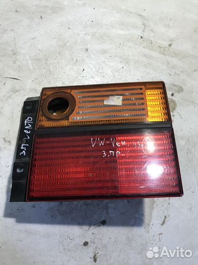 Фонарь правый внутренний Volkswagen Vento