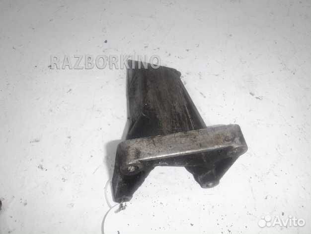 Кронштейн двигателя 1329559