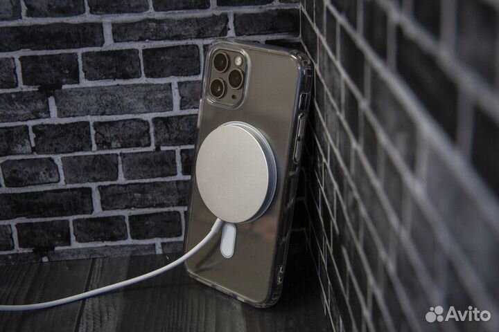 Беспроводная зарядка для iPhone