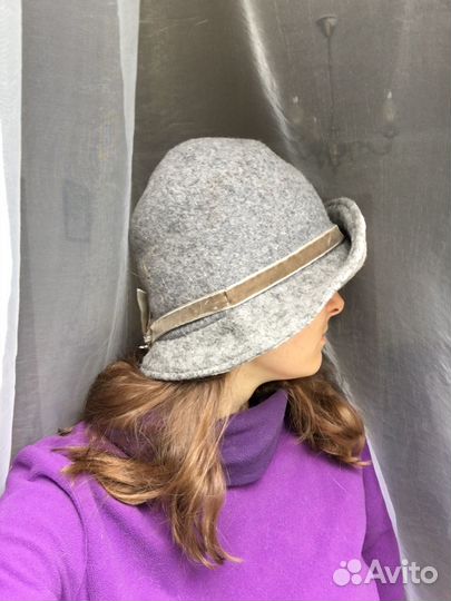 Шляпка женская осенняя