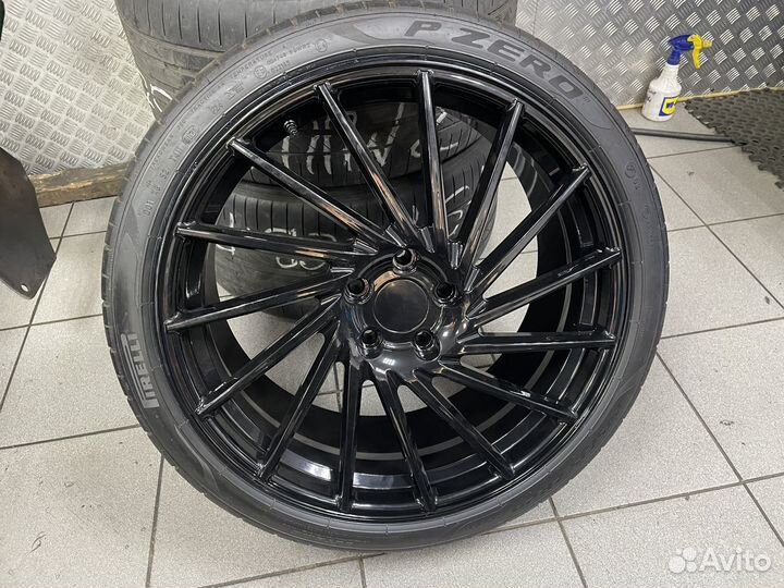 Разноширокие Колеса r20 Ferrari