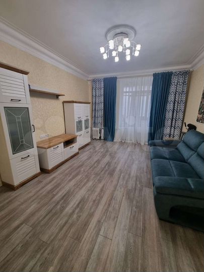 2-к. квартира, 54 м², 2/3 эт.