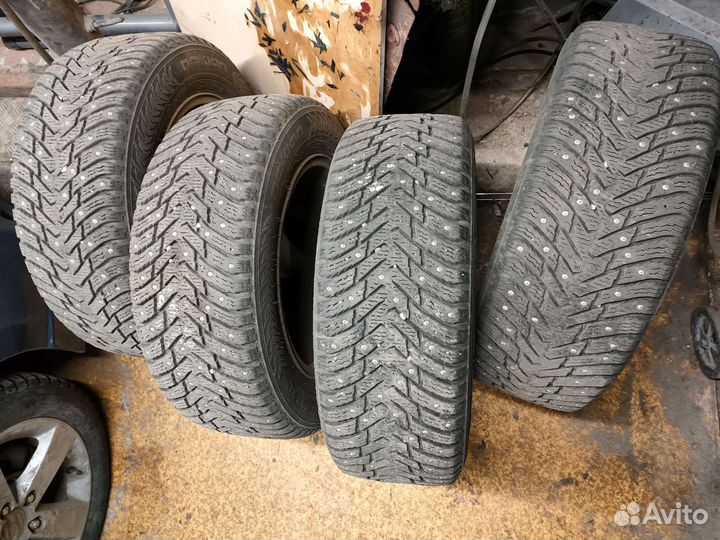 R16 Nokian Tyres Hakkapeliitta 7 SUV 205/60, PCD 5x112 DIA 70.3