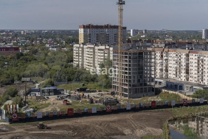 2-к. квартира, 79,3 м², 14/17 эт.