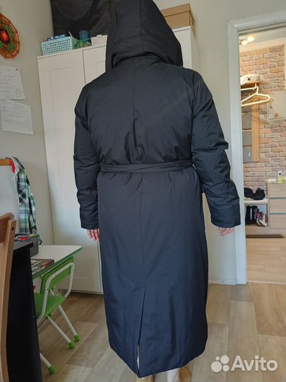 Пальто утеплённые зимнее