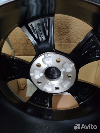 Skoda Velorum Black R16 Оригинал Новые