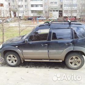 Chevrolet Niva - цена, характеристики и фото, описание модели авто