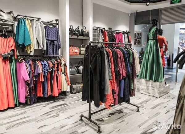 Магазин одежды в ТЦ / Гражданский проспект