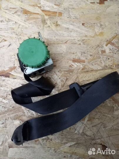 Ремень безопасности Skoda Octavia A5 BUD 2011