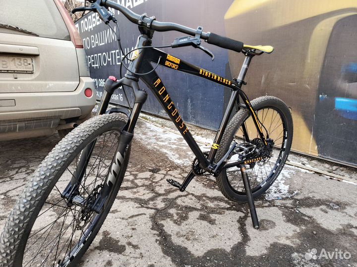 Велосипед Mongoose 27.5 Amasa Custom