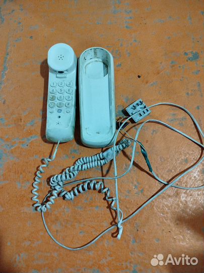 Старый телефон