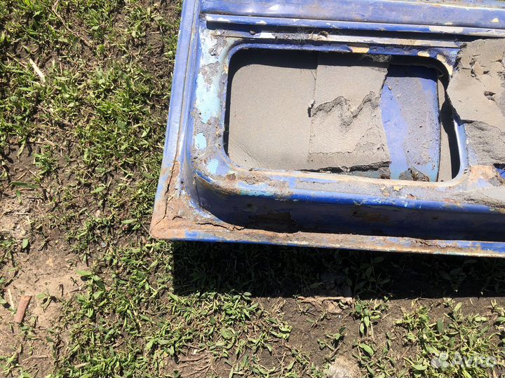 Крышка богажника 2121