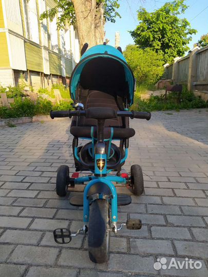 Трехколесный велосипед