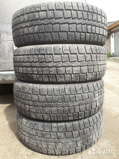 Cooper CS7 225/70 R16