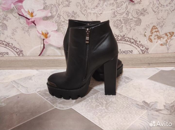 Ботильоны новые