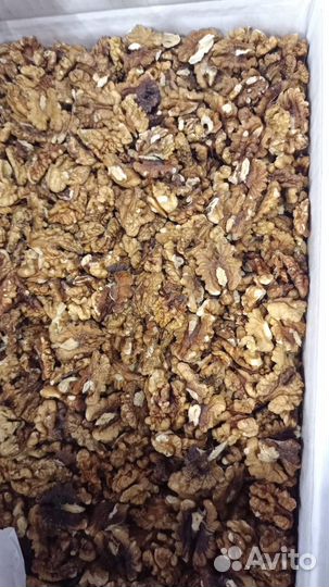 Грецкий орех очищенный и в скорлупе оптом 2024г