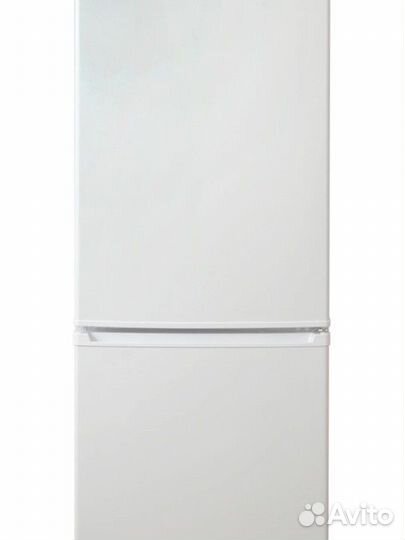 Холодильник новый Бирюса 151