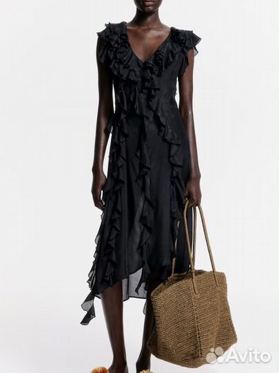 Платье черное размер L H&M White Lotus