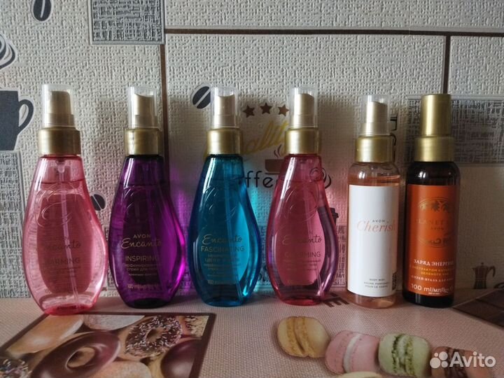 Продукция avon (спреи для тела, крема для лица)