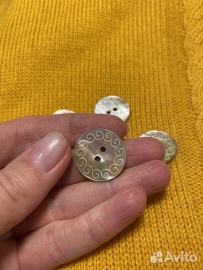 Перламутровые пуговицы с рисунком
