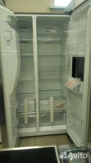 Gorenje Side by Side NRS9182VXB1