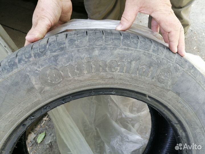 Continental ComfortContact - 5 215/60 R16