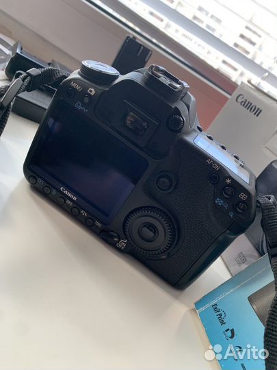 Фотоаппарат Canon EOS 50D Body+ батарейный блок