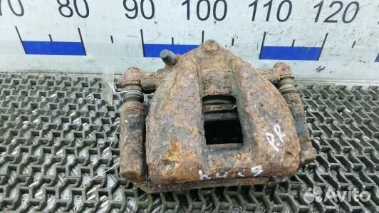 Суппорт тормозной передний правый honda CR-V 3 (KU