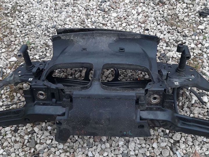 Воздухозаборник радиатора бмв E46