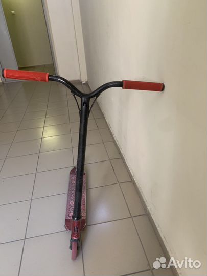 Трюковой самокат