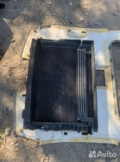 Кассета радиаторов в сборе Bmw E60 E63 N62b48