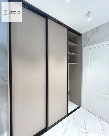 Шкаф распашной с фрезеровкой