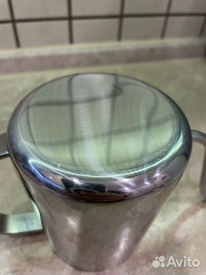 Чайник с длинным носиком