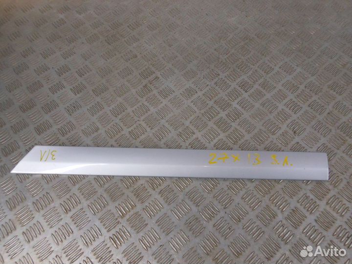 Молдинг задней левой двери Мерседес W203