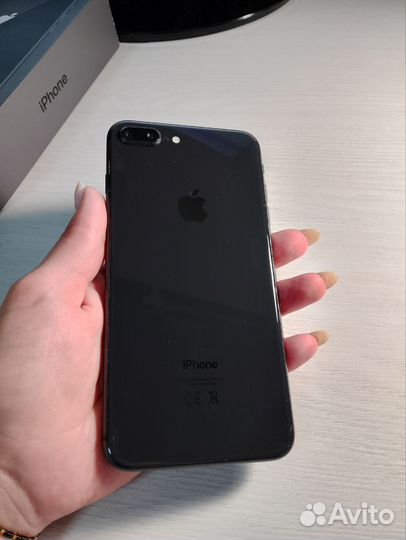 iPhone 8 Plus, 64 ГБ