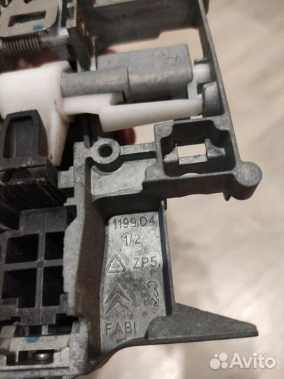 Ручка двери внешняя передняя правая Citroen C4