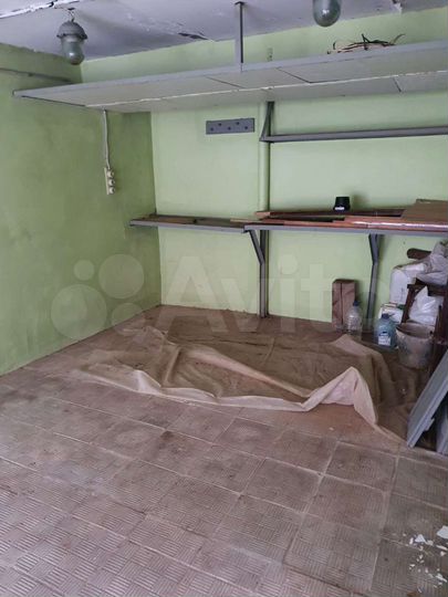 Гараж, > 30 м²