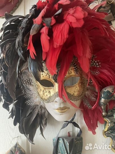 Маска декоративная