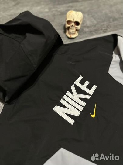 Ветровка nike