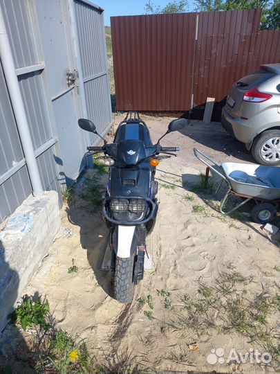 Скутер 150 кубов