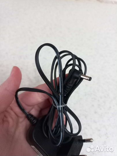 Зарядное устройство