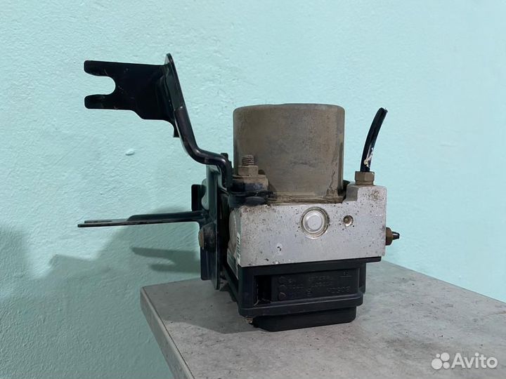 Блок абс Nissan tiida C11