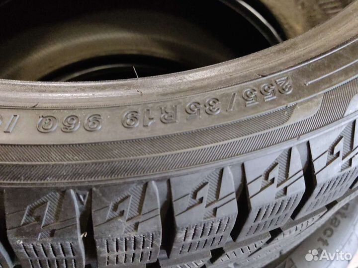 Yokohama Ice Guard IG60 255/35 R19 96Q