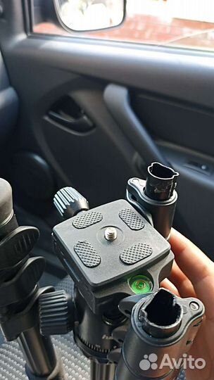 Штатив Hama Tar Duo отлетели пластиковые колпочки