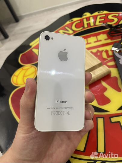 iPhone 4, 8 ГБ