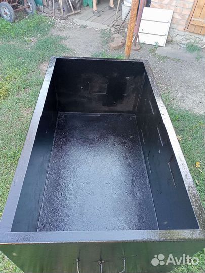 Ящик металлический