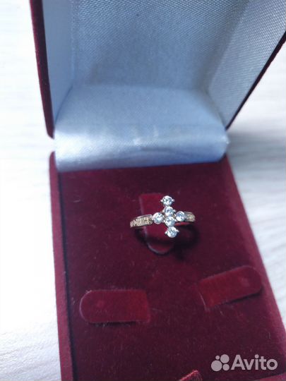 Серебряное позолоченное кольцо 