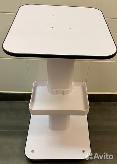 Тележка косметологическая