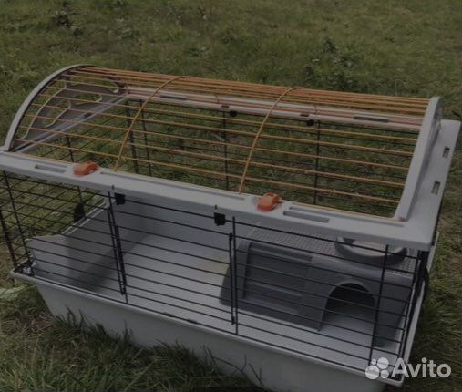 Клетка-домик для декоративного кролика